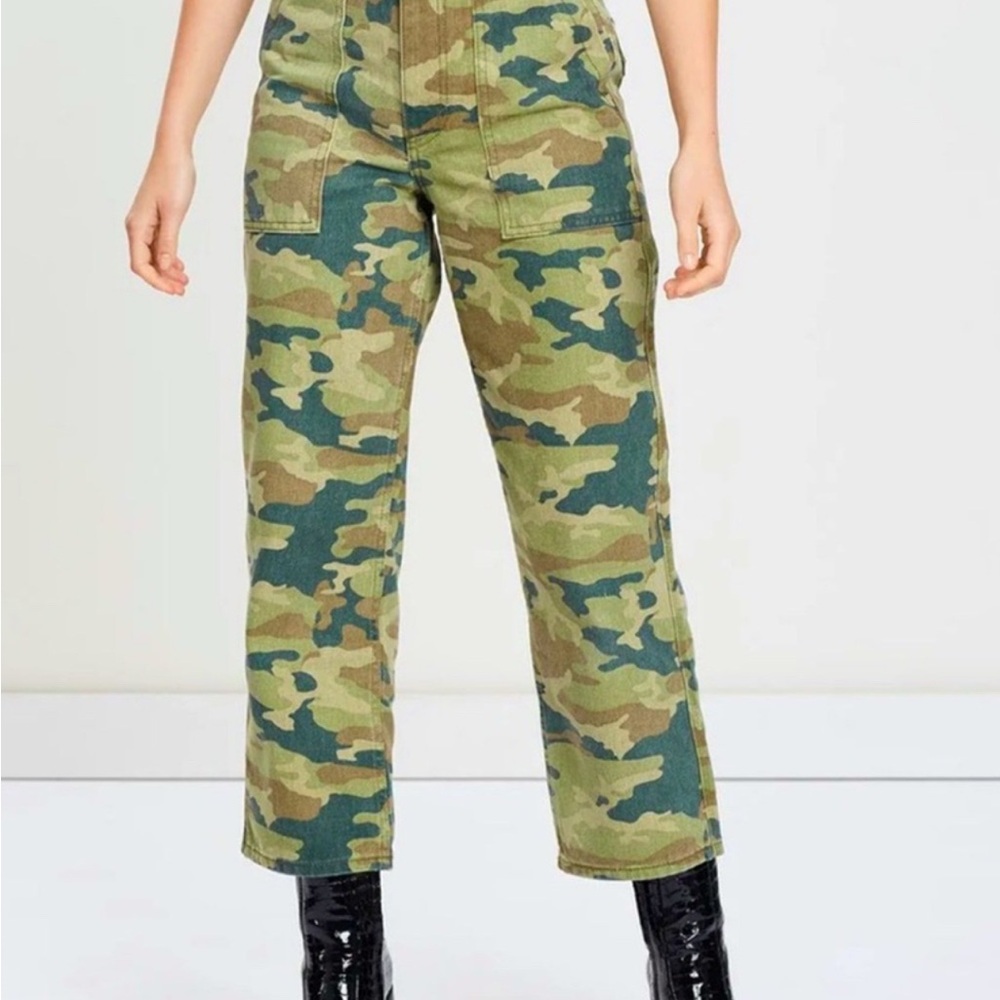 We The Free Free People Remy Camo High Waisted Wide Leg Jeans nwot sz 32